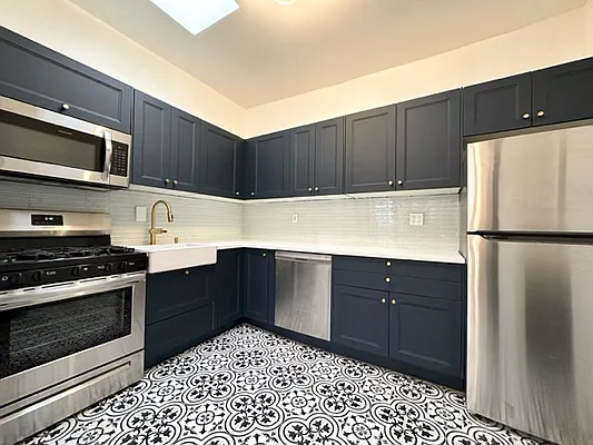 Rented by Grand Town Listings | media 1