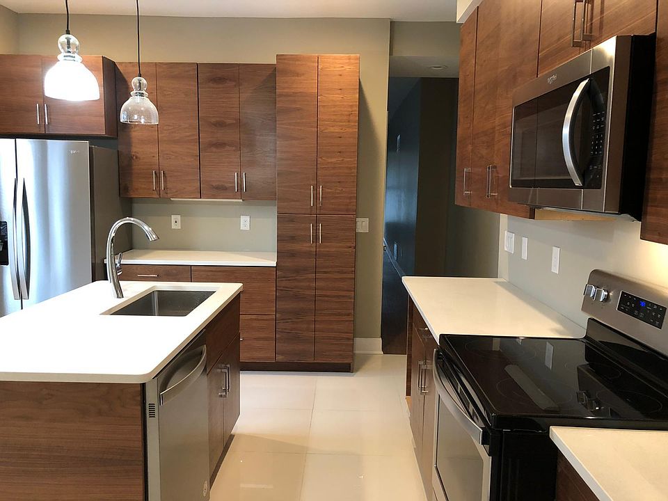 1st image of 344 S Champion Ave
