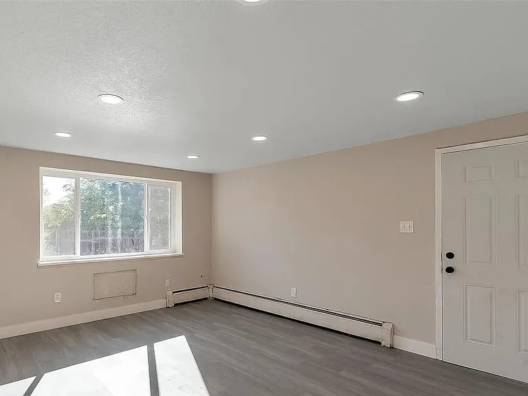 1300 Depew St — Photo 5