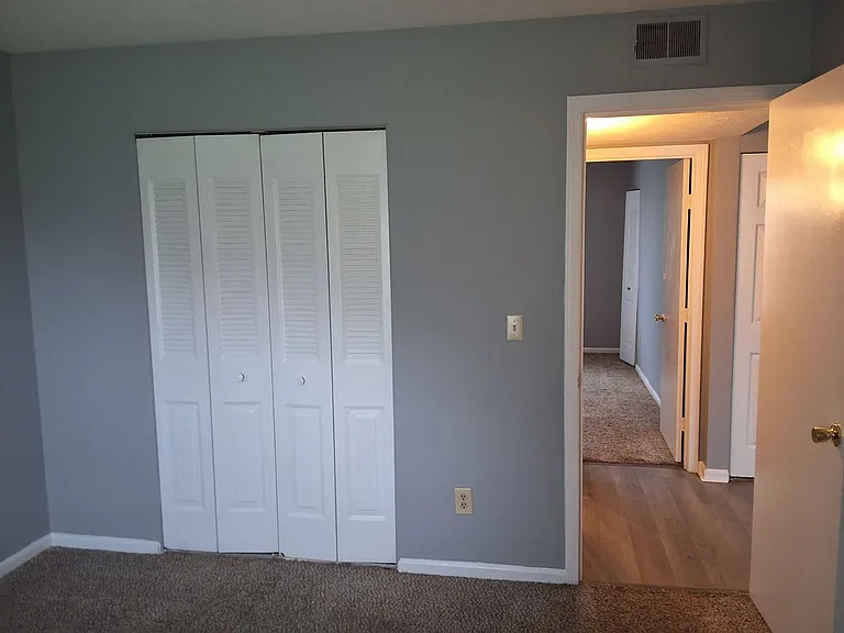 340 Shelby Ave — Photo 8