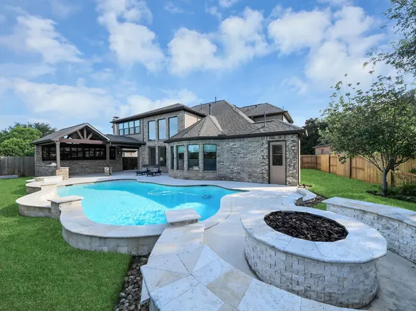 67 Azure Lake Ct, Katy, TX 77494