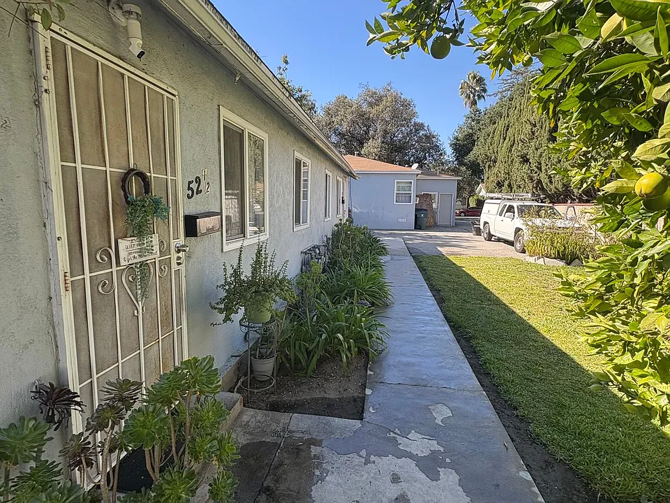 Allen Ave - 52