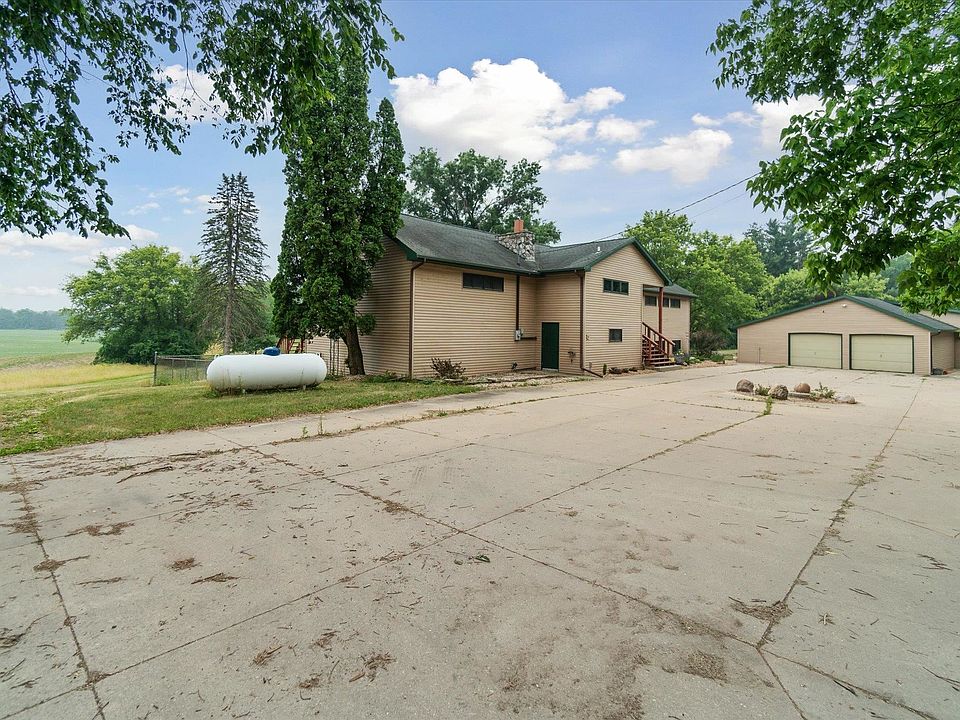 3145 W Rockport Rd, Janesville, WI 53548 Zillow