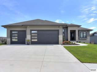 3015 N 182nd St, Elkhorn, NE 68022
