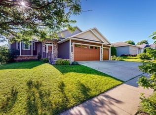 3168 Lakeridge Dr NW, Rochester, MN 55901