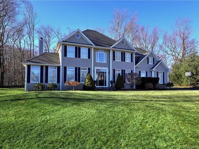 9 Cook Cir, Trumbull, CT, 06611