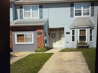 20 Hathaway Dr, Sicklerville, NJ 08081