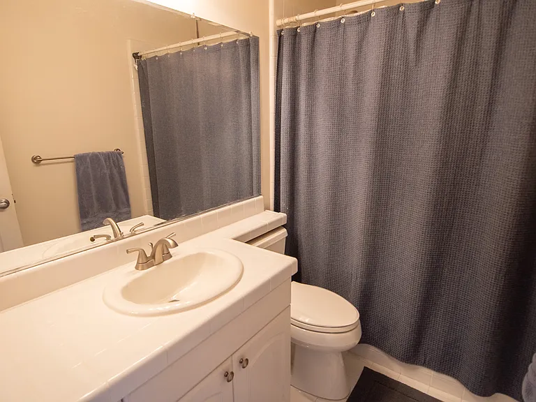 813 Comstock Dr — Photo 21