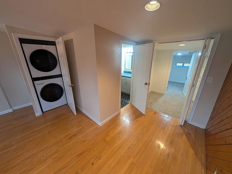 513 Milton St #2 — Photo 15