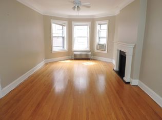 622 Sheridan Rd #2A, Evanston, IL 60202