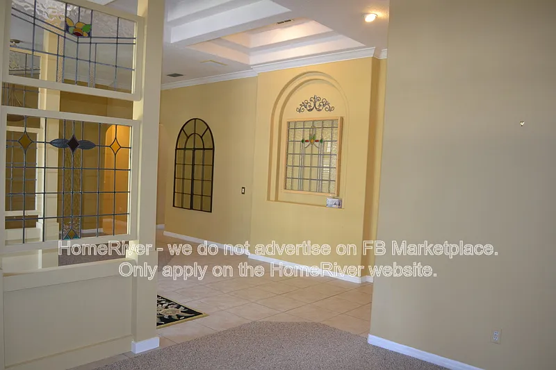 4 bed, 3.0 bath, 2960 sqft, $2,995 — Photo 3