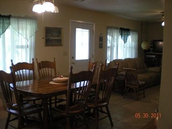 3rd image of 1813 Fm 2689