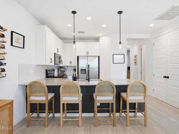 9923 E WAVELENGTH Avenue, Mesa, AZ 85212