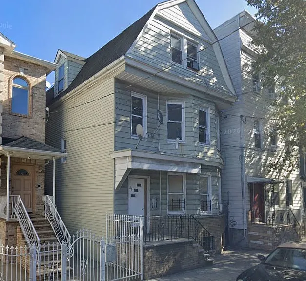 46 Hawkins St #BASEMENT — Photo 2