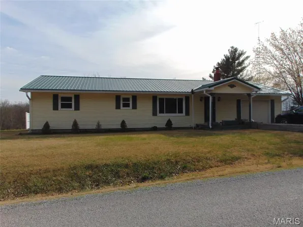 1100 Sharp Rock Rd, Ava, IL 62907