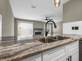 987 Rockport Dr, Fort Walton Beach, FL 32547