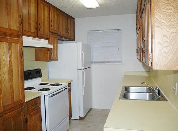 5th image of 7324 Davis Blvd APT A