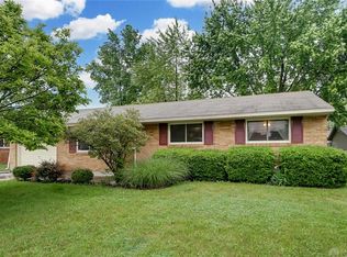 7636 Stonecrest Dr, Huber Heights, OH 45424