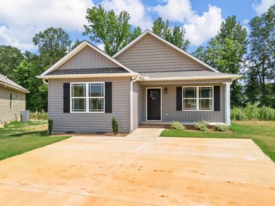 561 Molly Parker Ln, Spartanburg, SC, 29301
