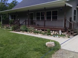 3285 S Broton Rd, Fruitport, MI 49415