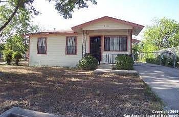 1st image of 3035 Golden Ave