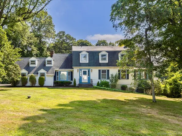 7 Delno Drive, Danbury, CT 06811
