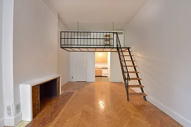 Rented by Cooper & Cooper Real Estate