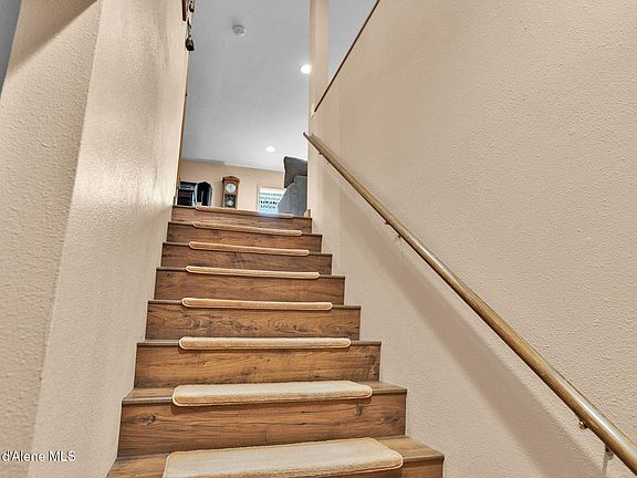 41st image of this home