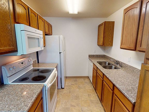 Amber Ridge Apartments - Kitchen