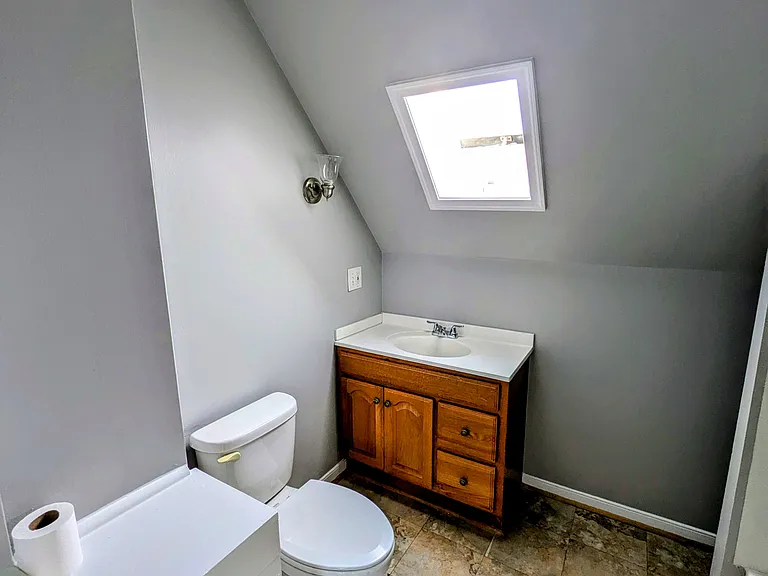 1 Newburg Ave #300 — Photo 8