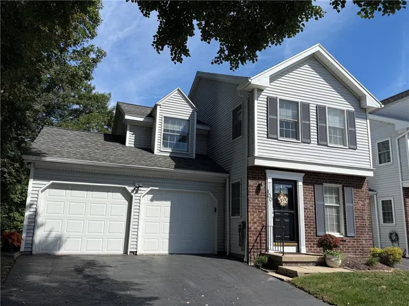 100 Port View Cir, Rochester, NY 14617