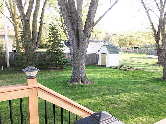 rear yard with garden shed