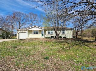 16709 Albert Rd, Athens, AL 35611