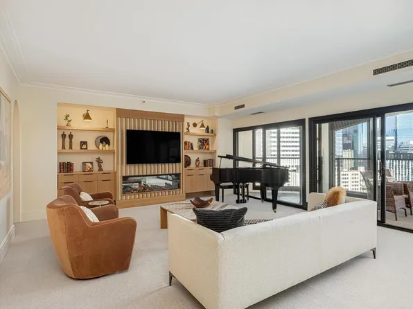 1201 Yale Pl APT 1505, Minneapolis, MN 55403