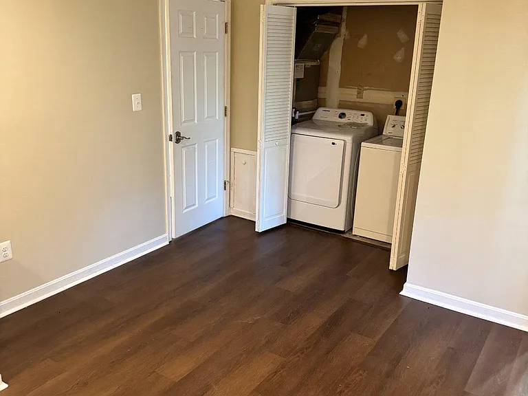 8825 Goose Landing Cir #8825 — Photo 33