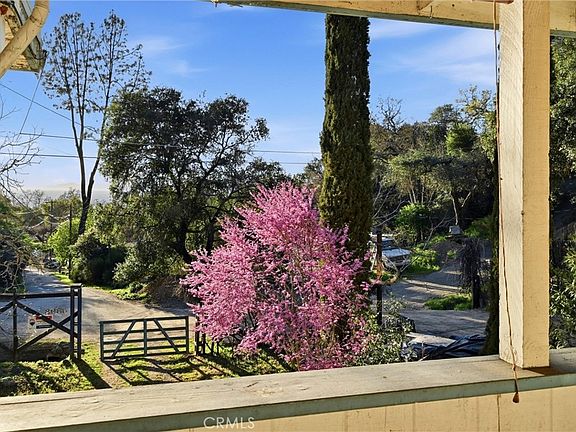 3rd image of 3398 Ogden Rd