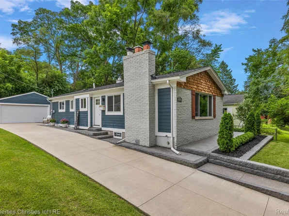222 N Alice Ave, Rochester, MI 48307