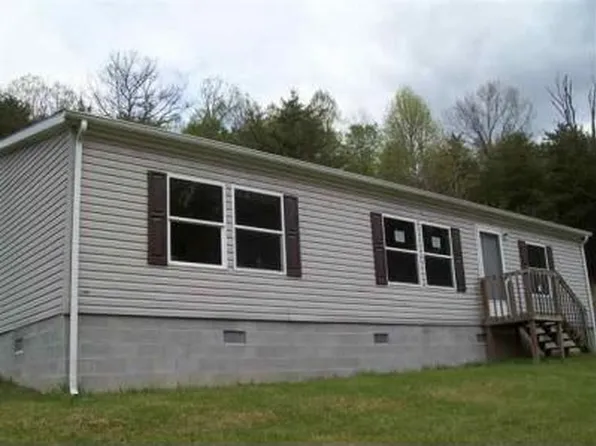 299 County Road 25, Ironton, OH 45638