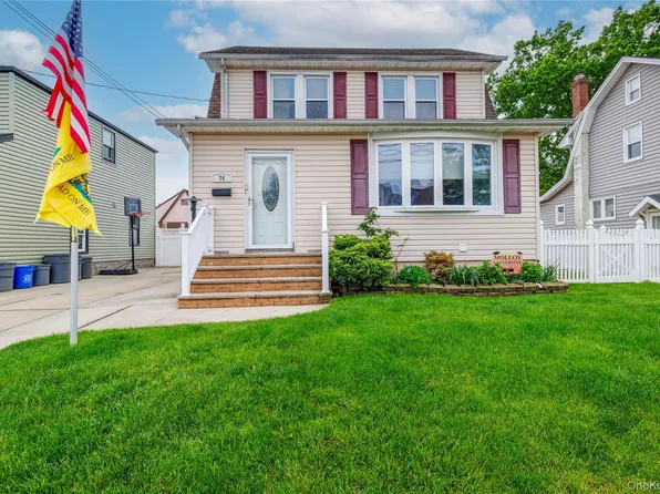 76 E Argyle Street, Valley Stream, NY 11580