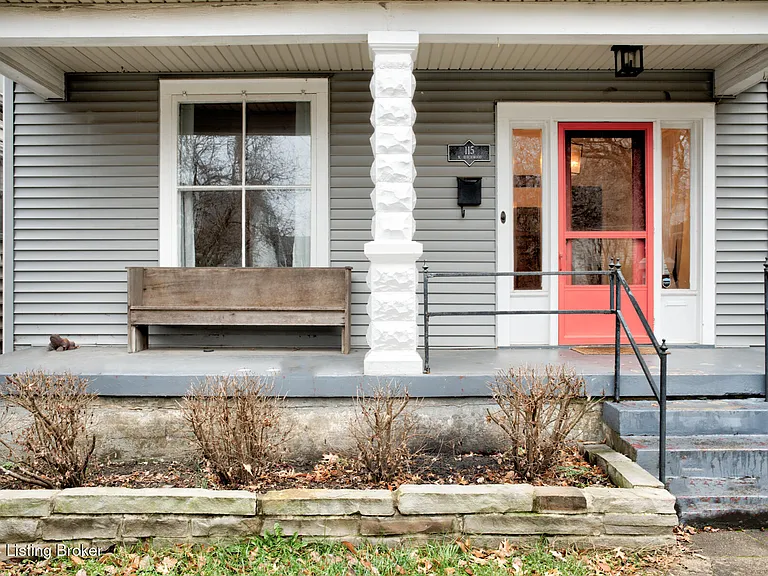 115 N Birchwood Ave — Photo 2