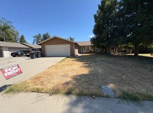 5419 W Harter Ave, Visalia, CA 93277