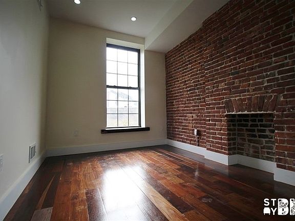 5th image of 306 Tompkins Ave APT 3F