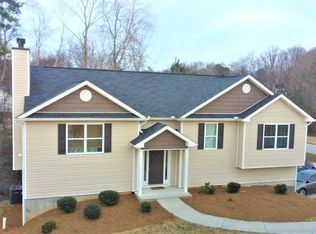 2127 Crown Park Dr, Winder, GA 30680