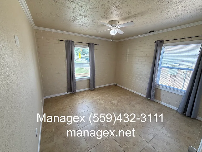 335 Oxford Ave — Photo 13
