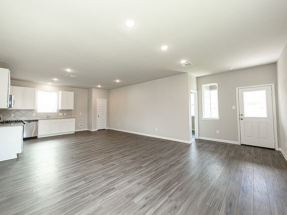 Family Room to Dining Area and Kitchen