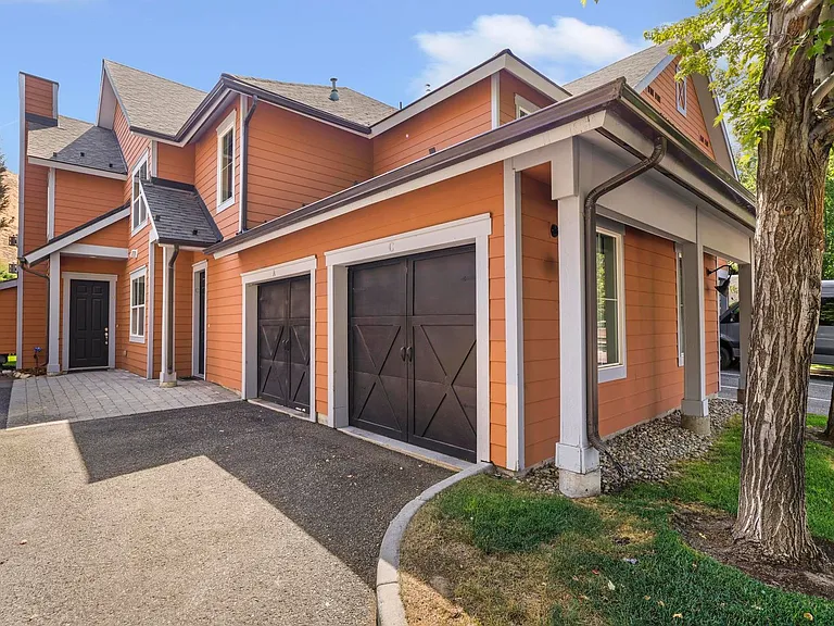 1930 Copper Ranch Ln #C — Photo 1