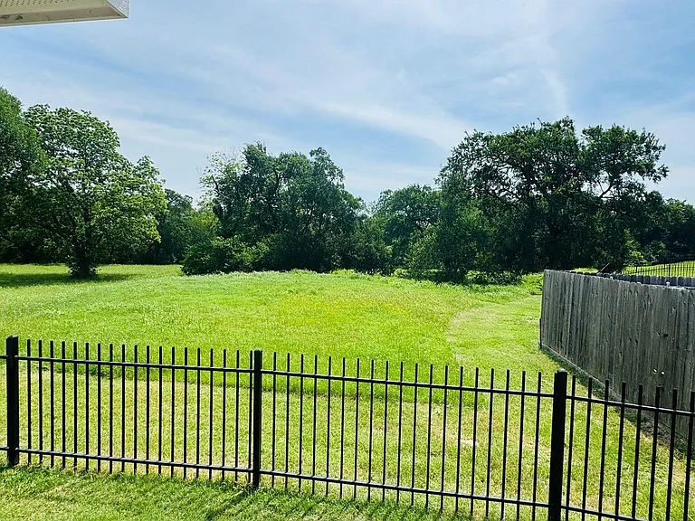 2800 Joe Dimaggio Blvd #81 — Photo 17