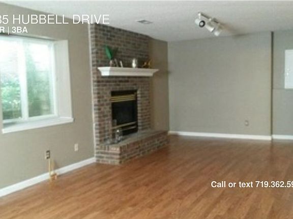 2nd image of 985 Hubbell Dr