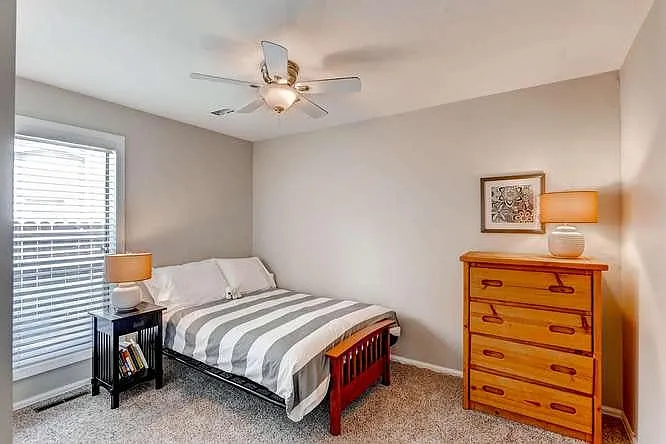 6915 Conifer Ct — Photo 7