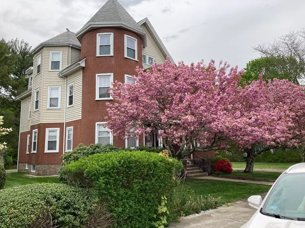 48 Seaver St Floor 3, North Easton, MA 02356